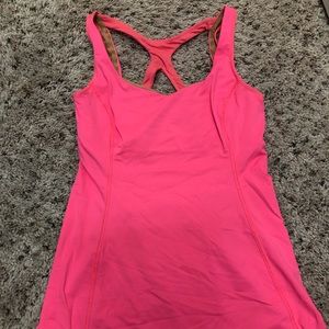 Lululemon tank